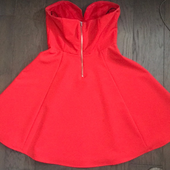 H&M RED DRESS - Picture 5 of 8